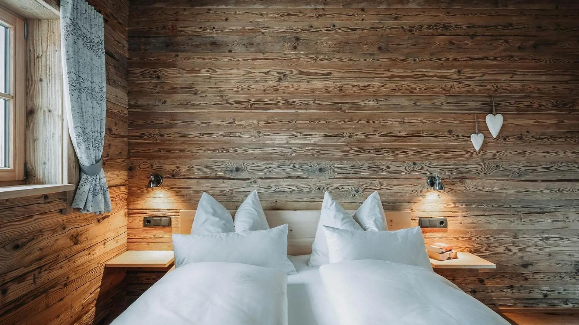 Alpzitt-Chalets Burgberg  Dağ evi
