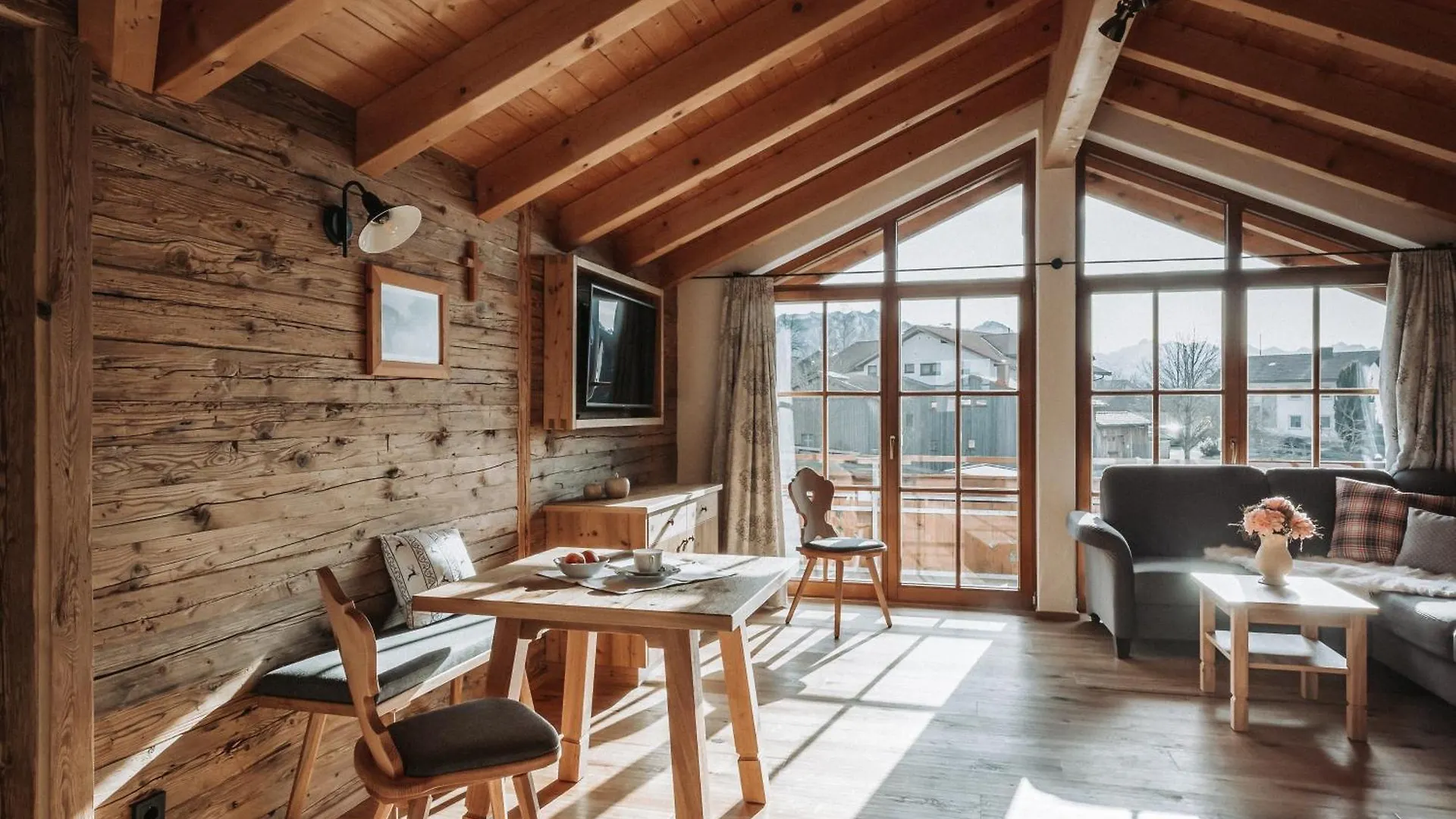 Alpzitt-Chalets Burgberg  Burgberg (Bavaria)